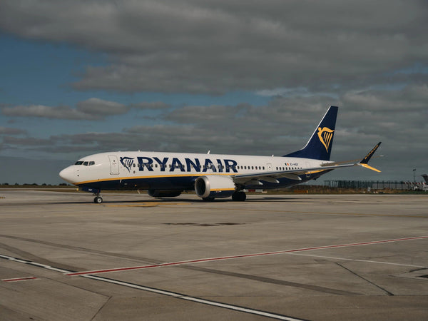 The Ultimate Guide to Ryanair's Baggage Policy (And How to Beat It)