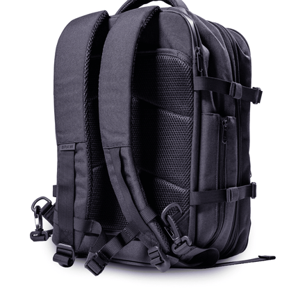 Rear straps and padded back panel of the blue Explorer 2